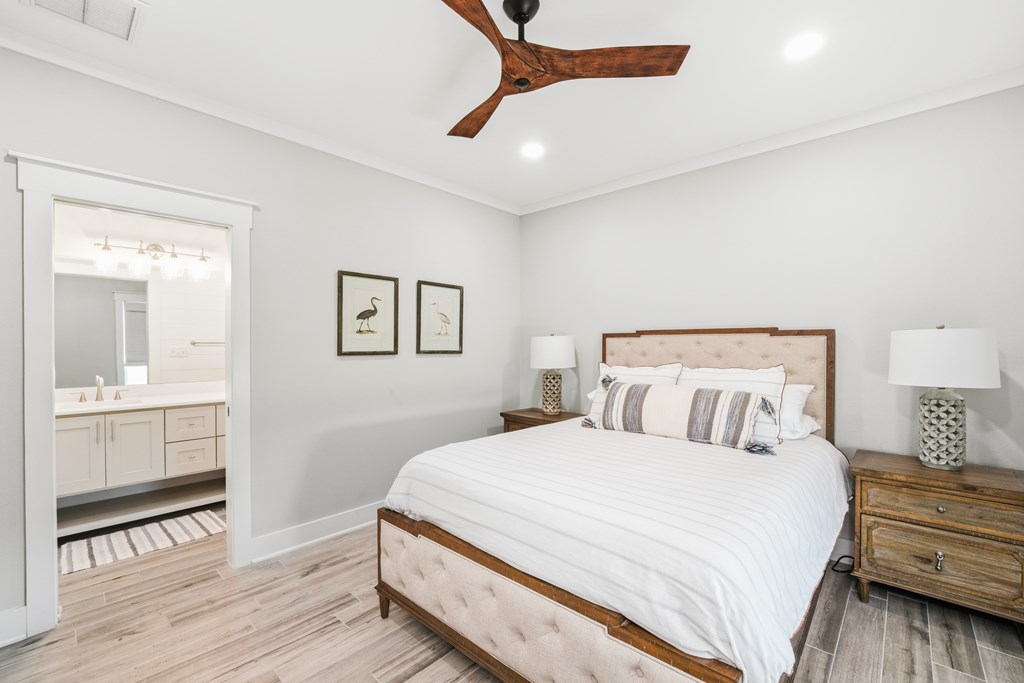 311 Bailey Ln, 32456
