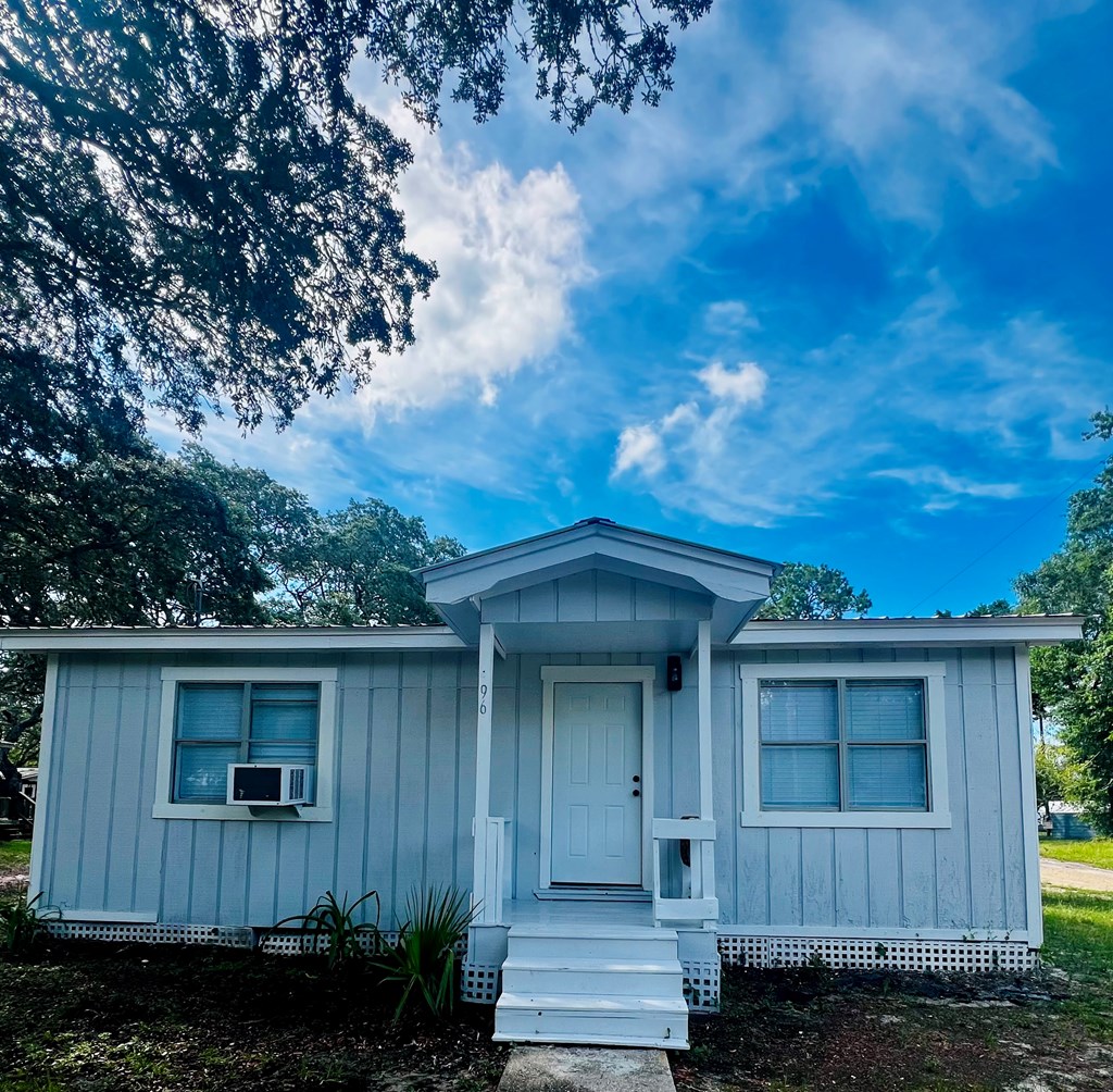 496 Ave A # a, 32328 Unit: #a