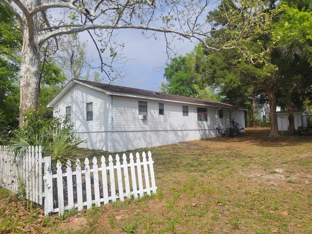 711 Nw Ave C, 32322