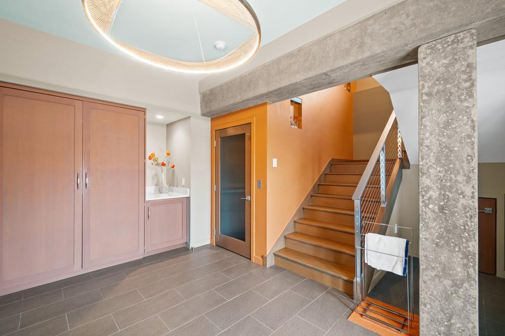 151 Sapodilla Ln, 32456