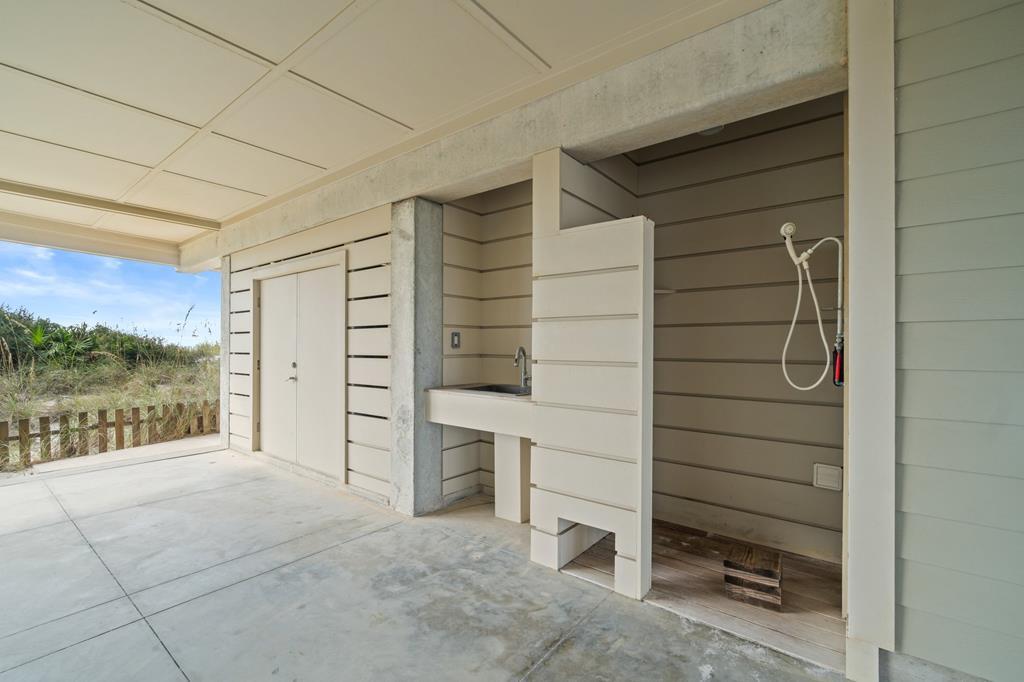 151 Sapodilla Ln, 32456