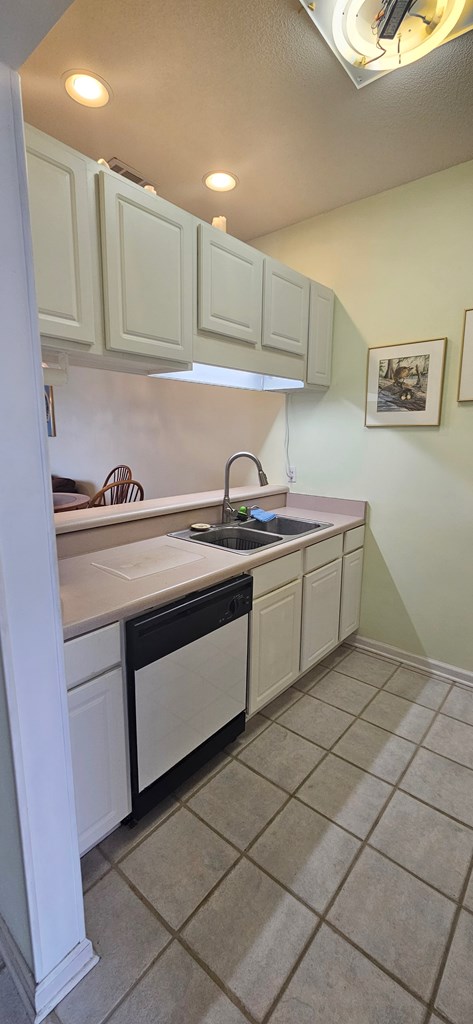401 St James Ave # 11, 32322 Unit: 11
