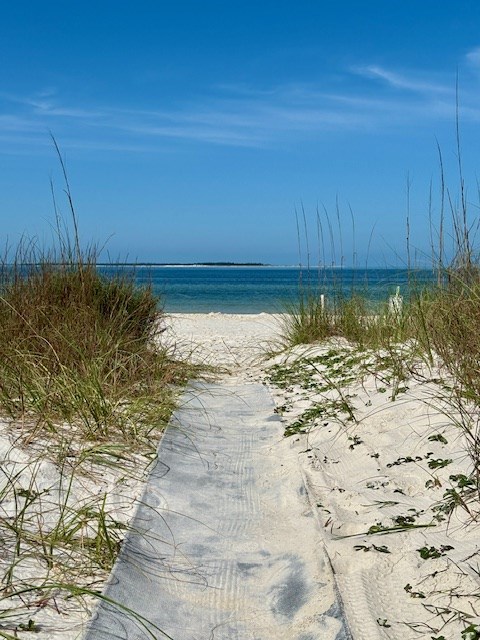 135 Gulf St, Port St. Joe 32456