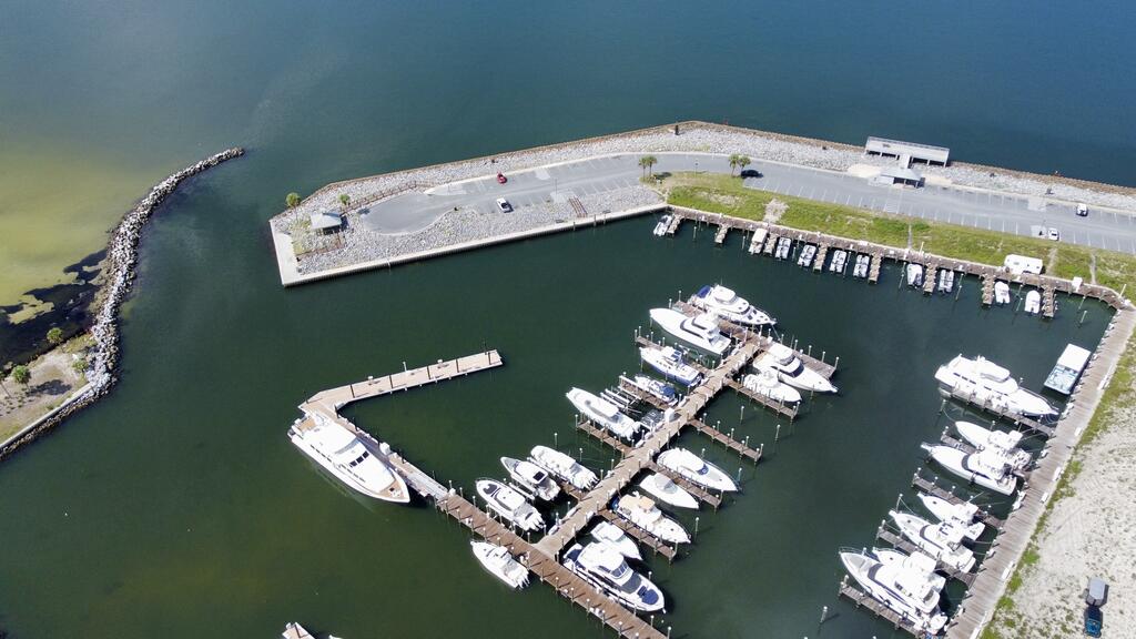 143 Marlin St, Port St. Joe 32456