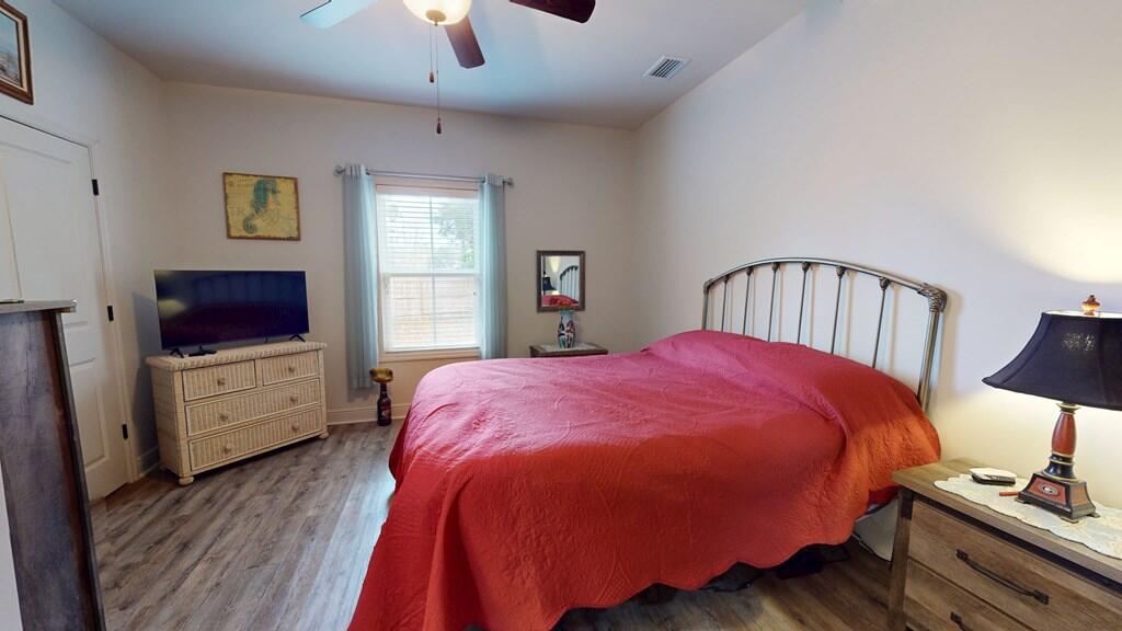 105 Saunders Cir, Port St. Joe 32456