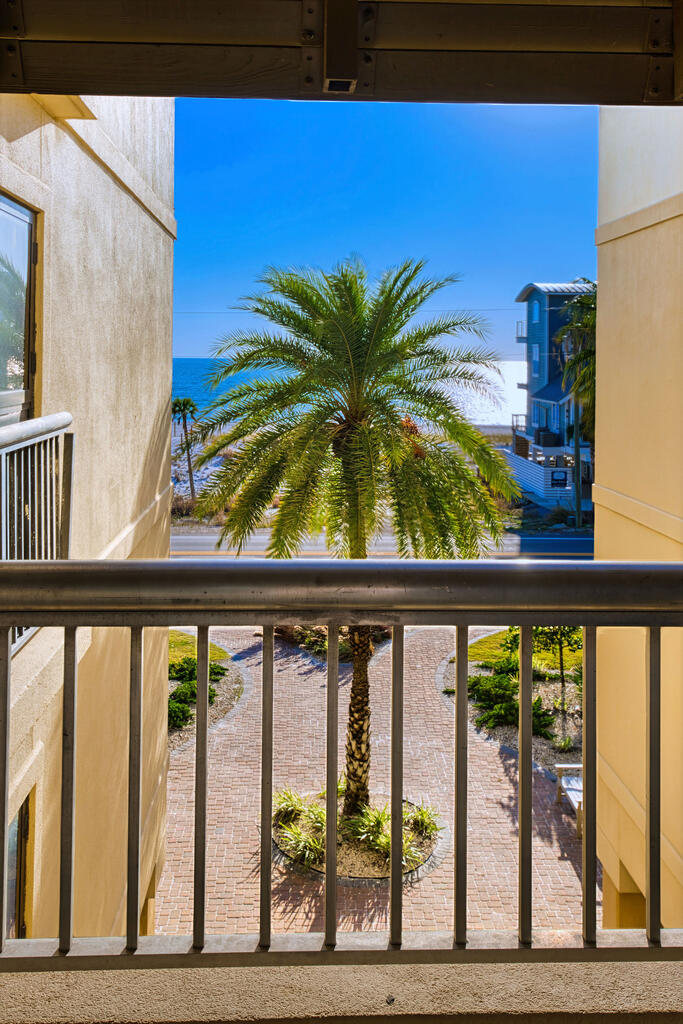 1302 Hwy 98 # 2q, 32456 Unit: 2q