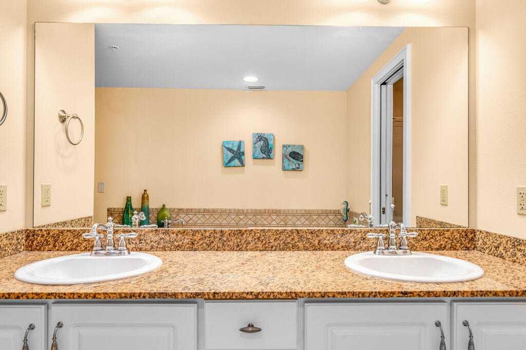 1302 Hwy 98 # 2q, 32456 Unit: 2q