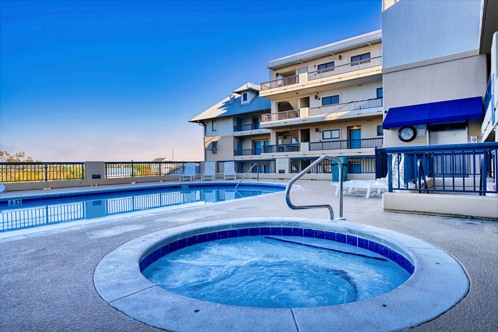 1302 Hwy 98 # 2q, 32456 Unit: 2q