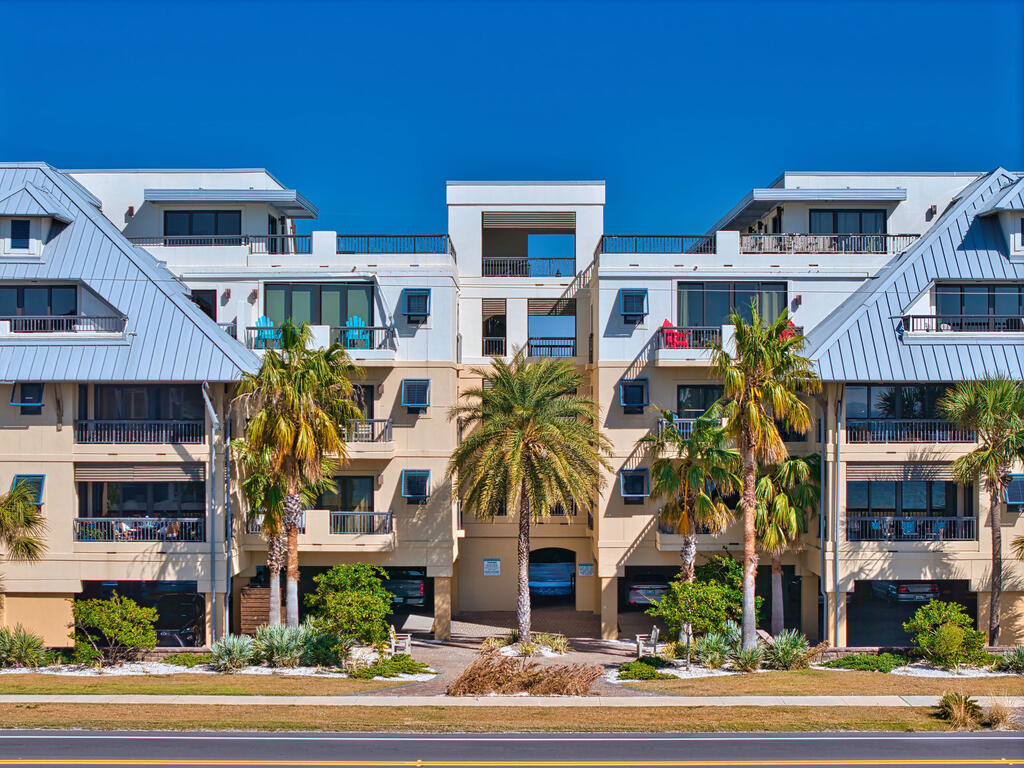 1302 Hwy 98 # 2q, 32456 Unit: 2q