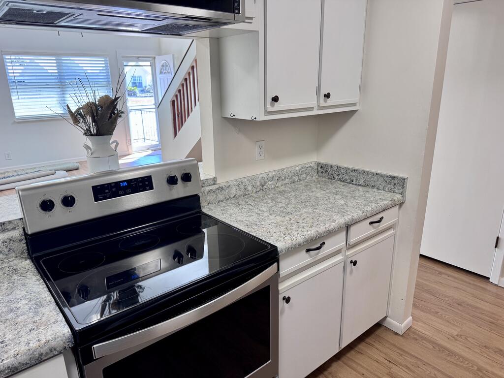 634 Gulf Aire Dr, Port St. Joe 32456