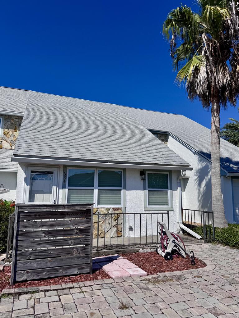 634 Gulf Aire Dr, Port St. Joe 32456