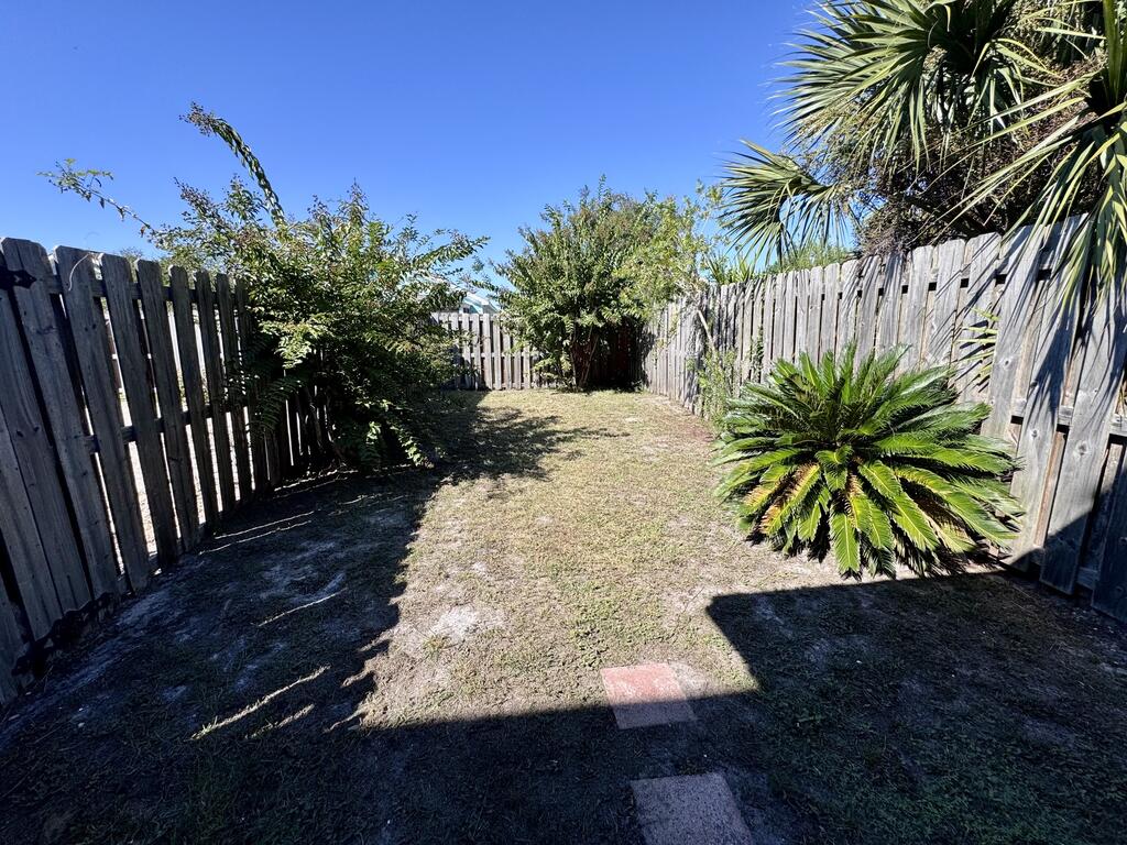 634 Gulf Aire Dr, Port St. Joe 32456