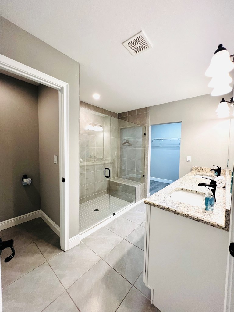 246 Lalla Ln, 32456