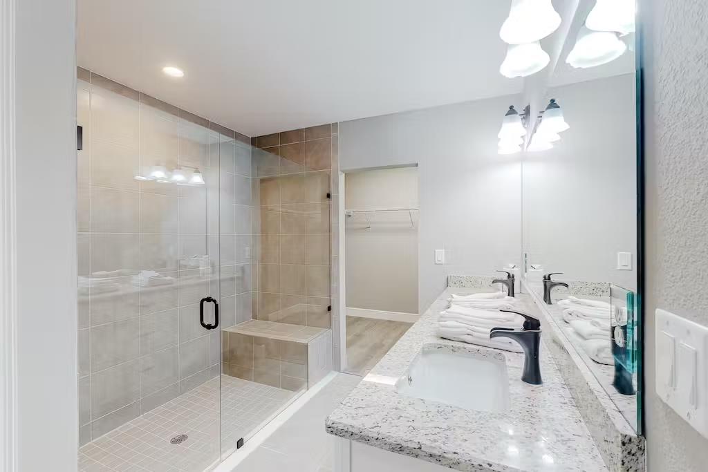 246 Lalla Ln, 32456
