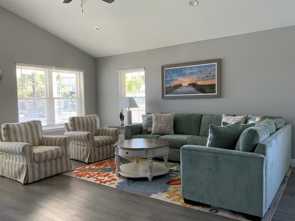 246 Lalla Ln, 32456