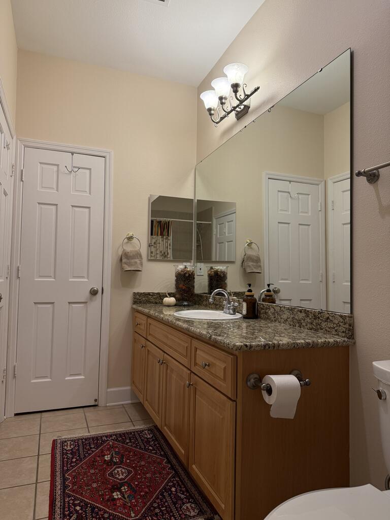 1302 Picketts Landing Ct # E4, 32322 Unit: E4