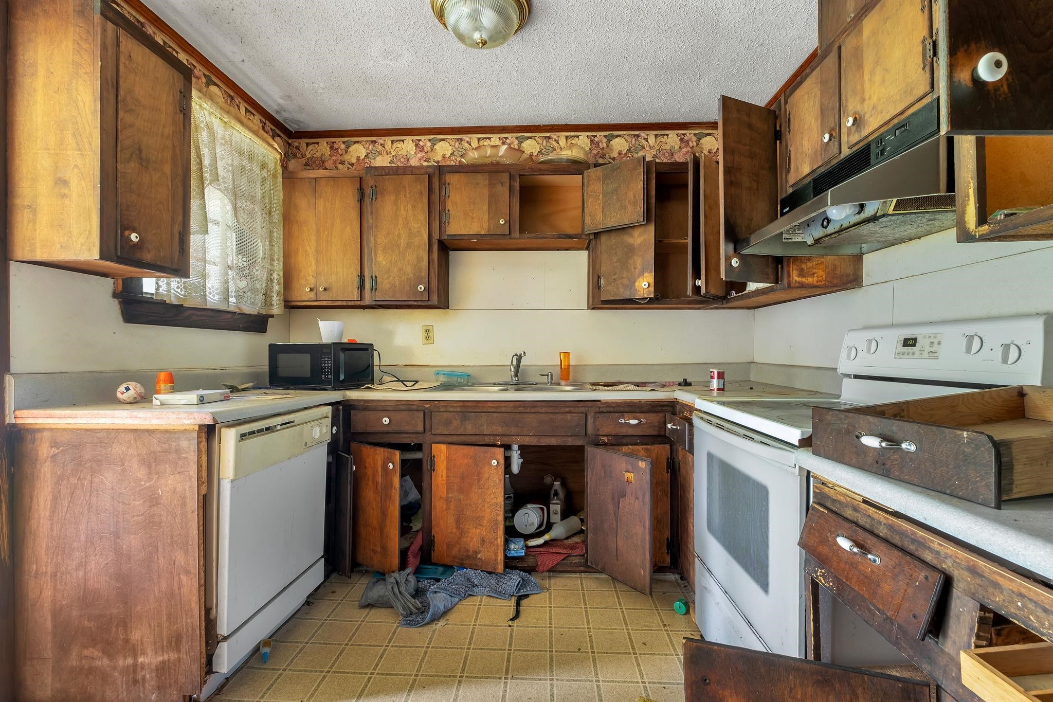 2061 Fairbanks Ferry Road