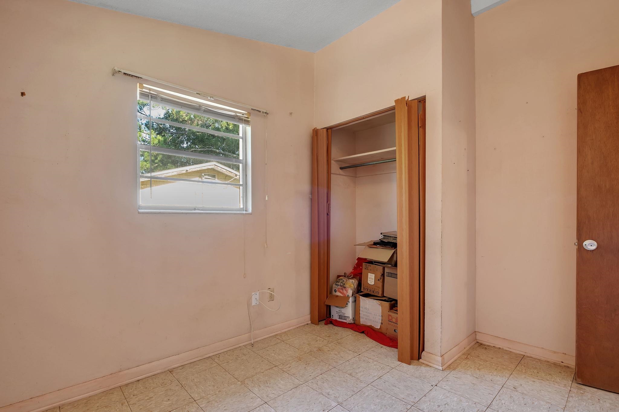 709 Gladiola Terrace