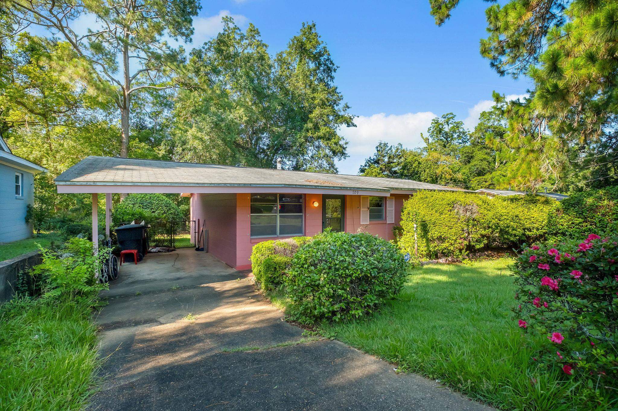 709 Gladiola Terrace