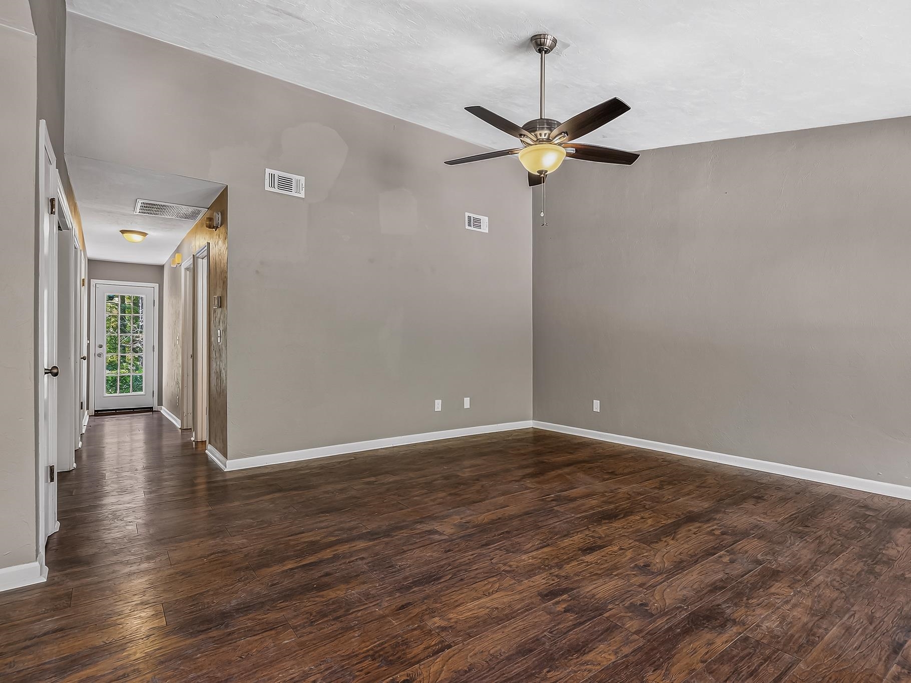 1543 San Luis Road