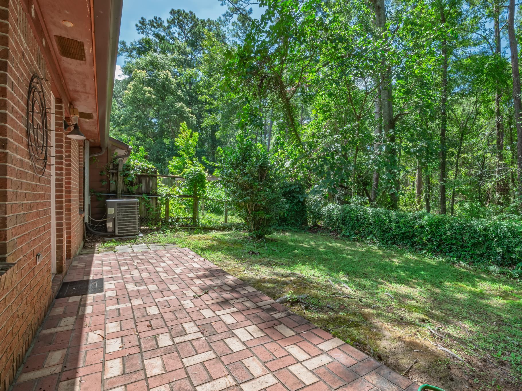 1543 San Luis Road