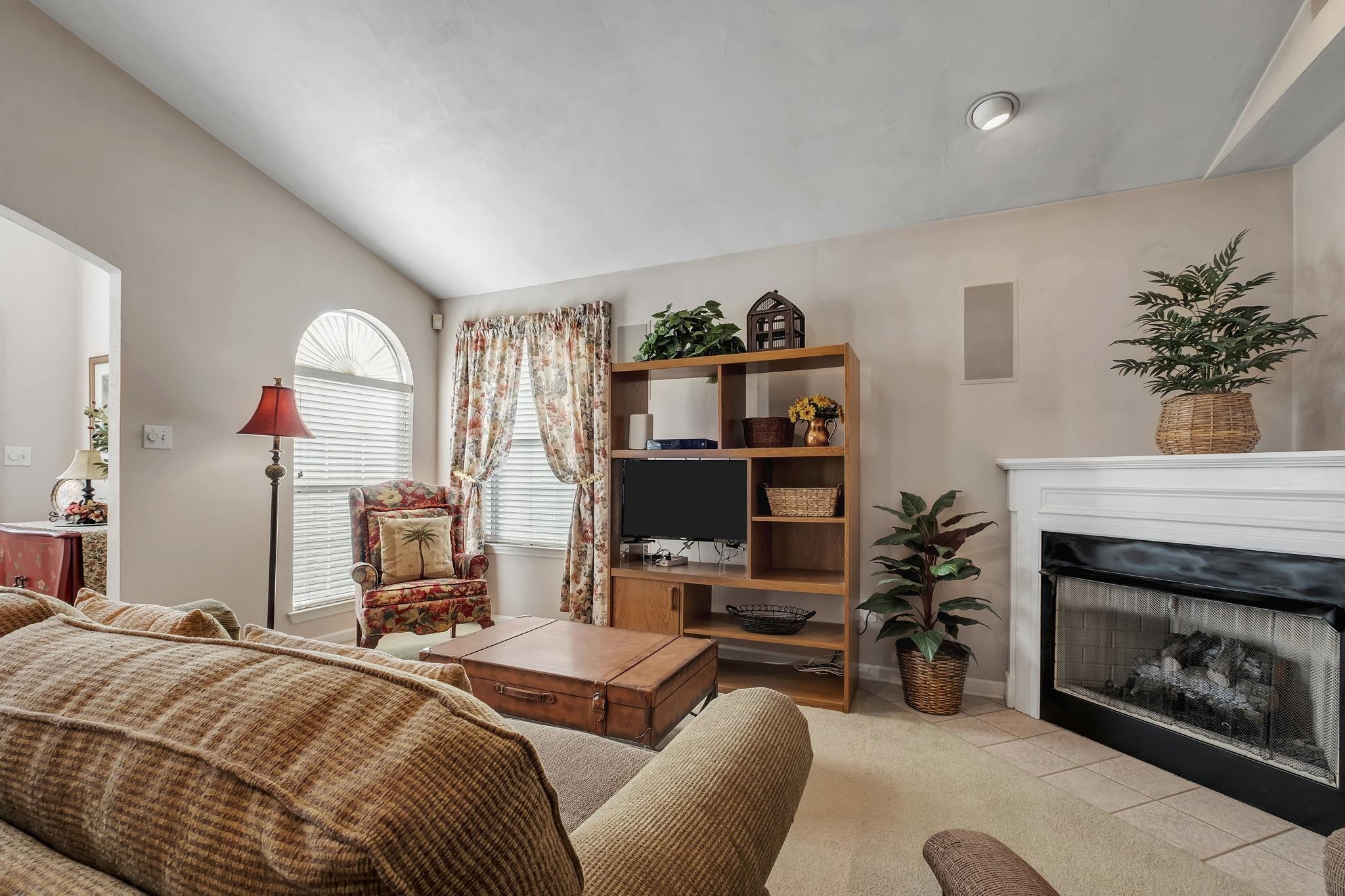 3274 SKYVIEW Drive