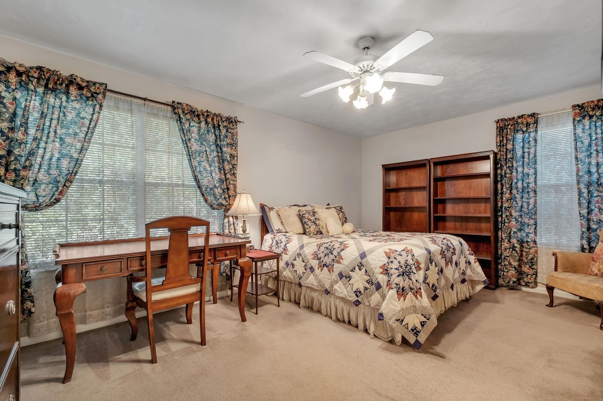 3274 SKYVIEW Drive