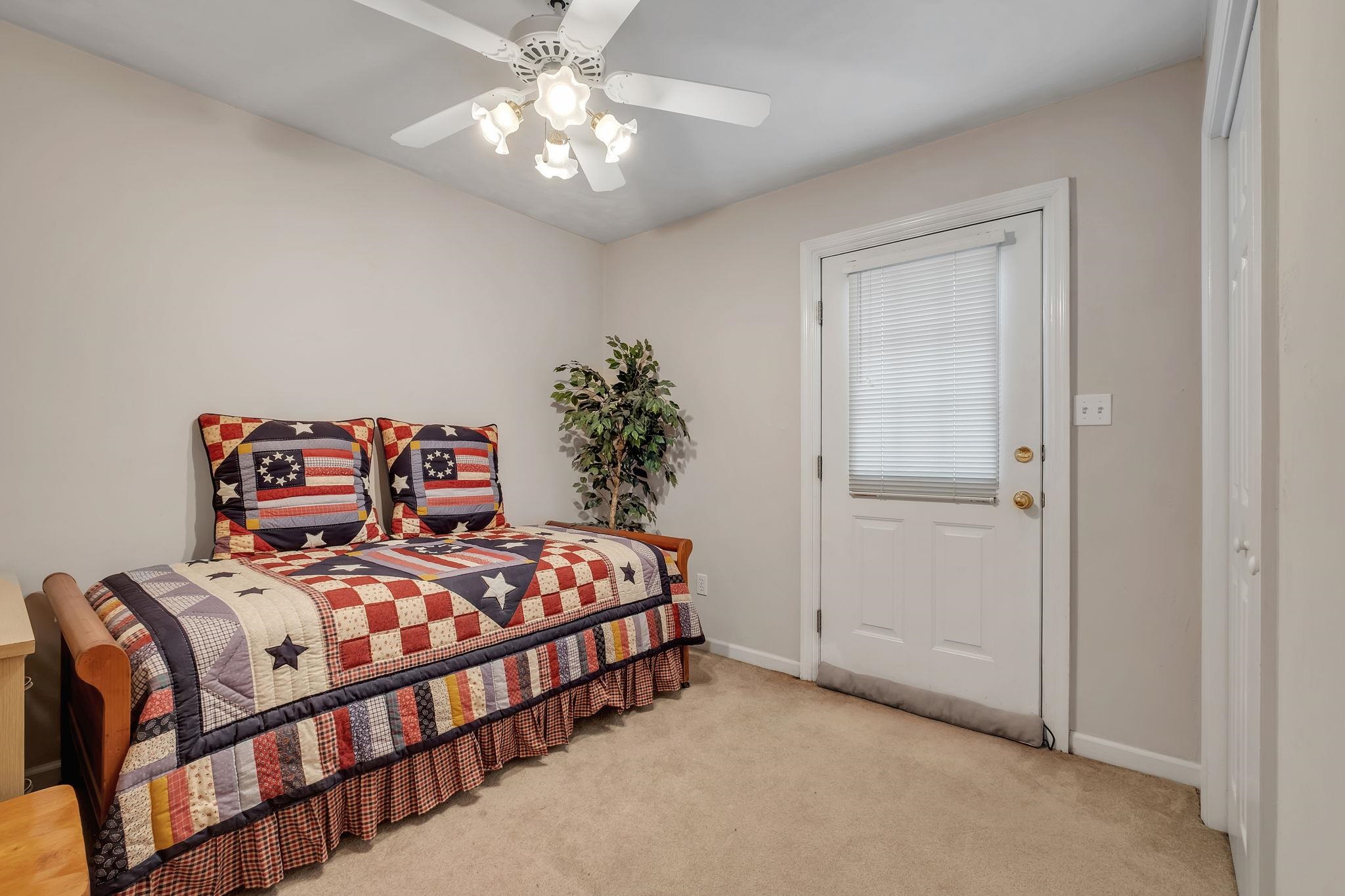 3274 SKYVIEW Drive