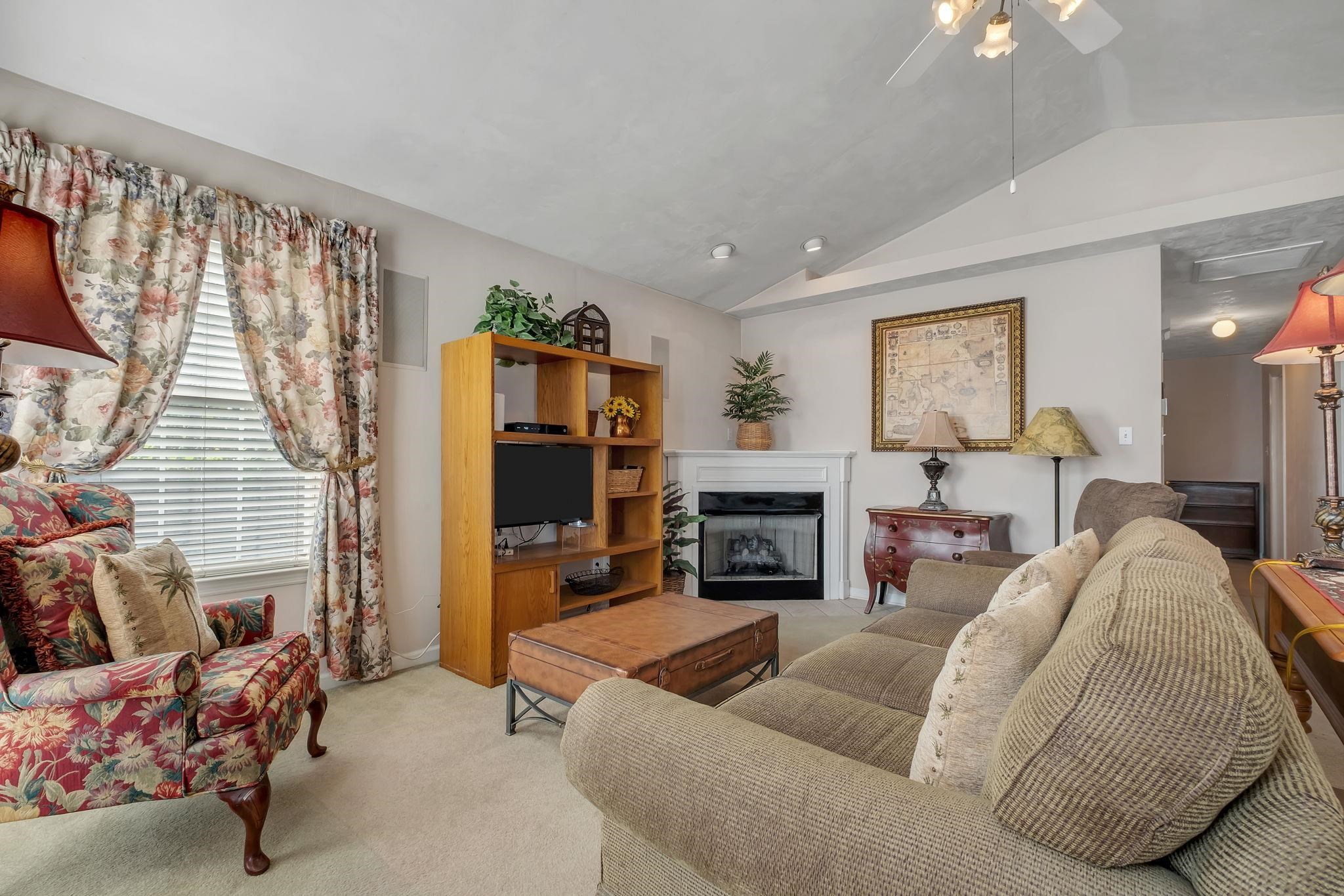 3274 SKYVIEW Drive