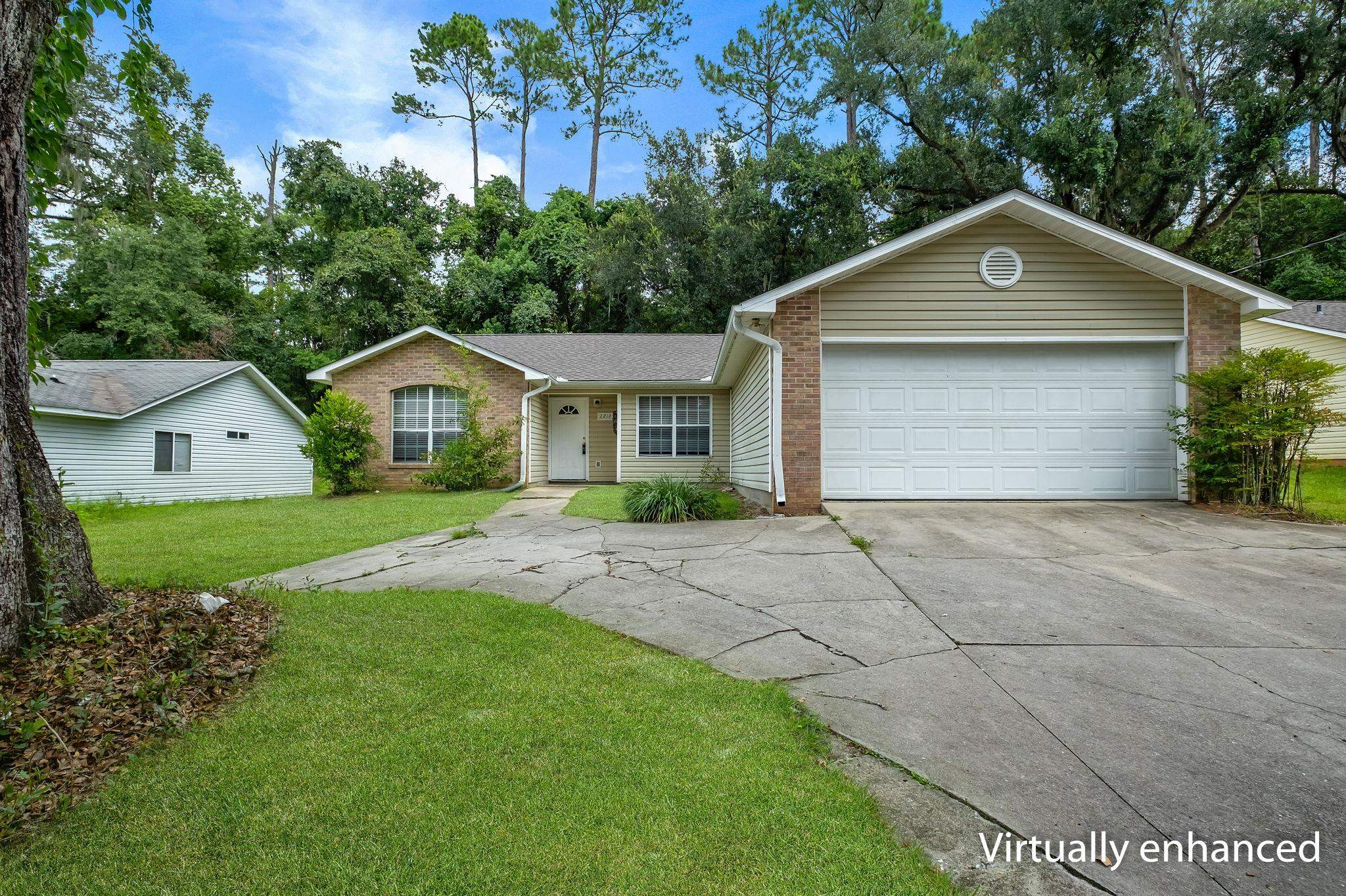 2214 Amelia Circle