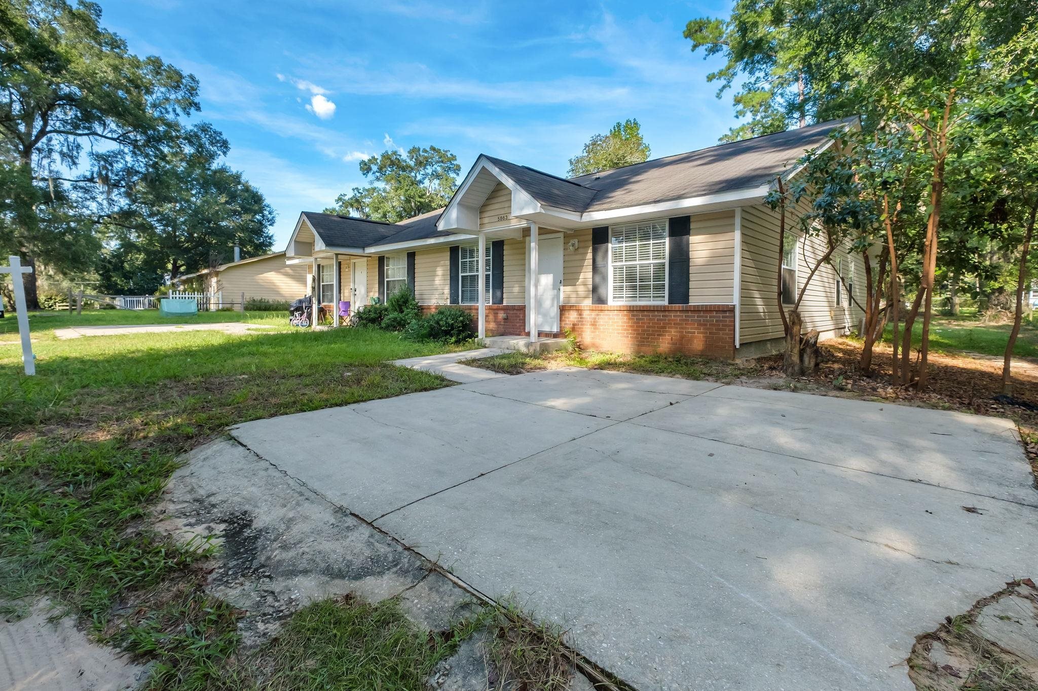 5863 NIGHTINGALE Loop Unit: A-B