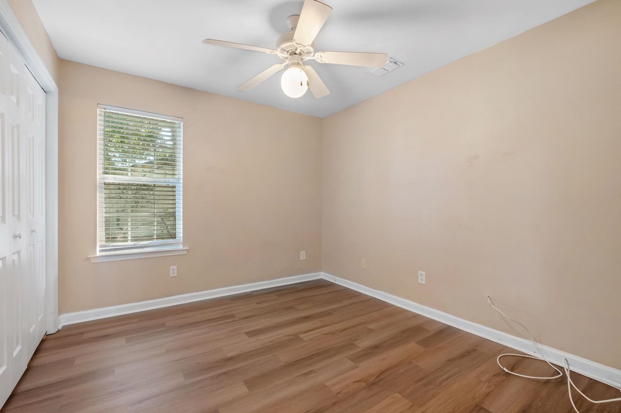 5863 NIGHTINGALE Loop Unit: A-B