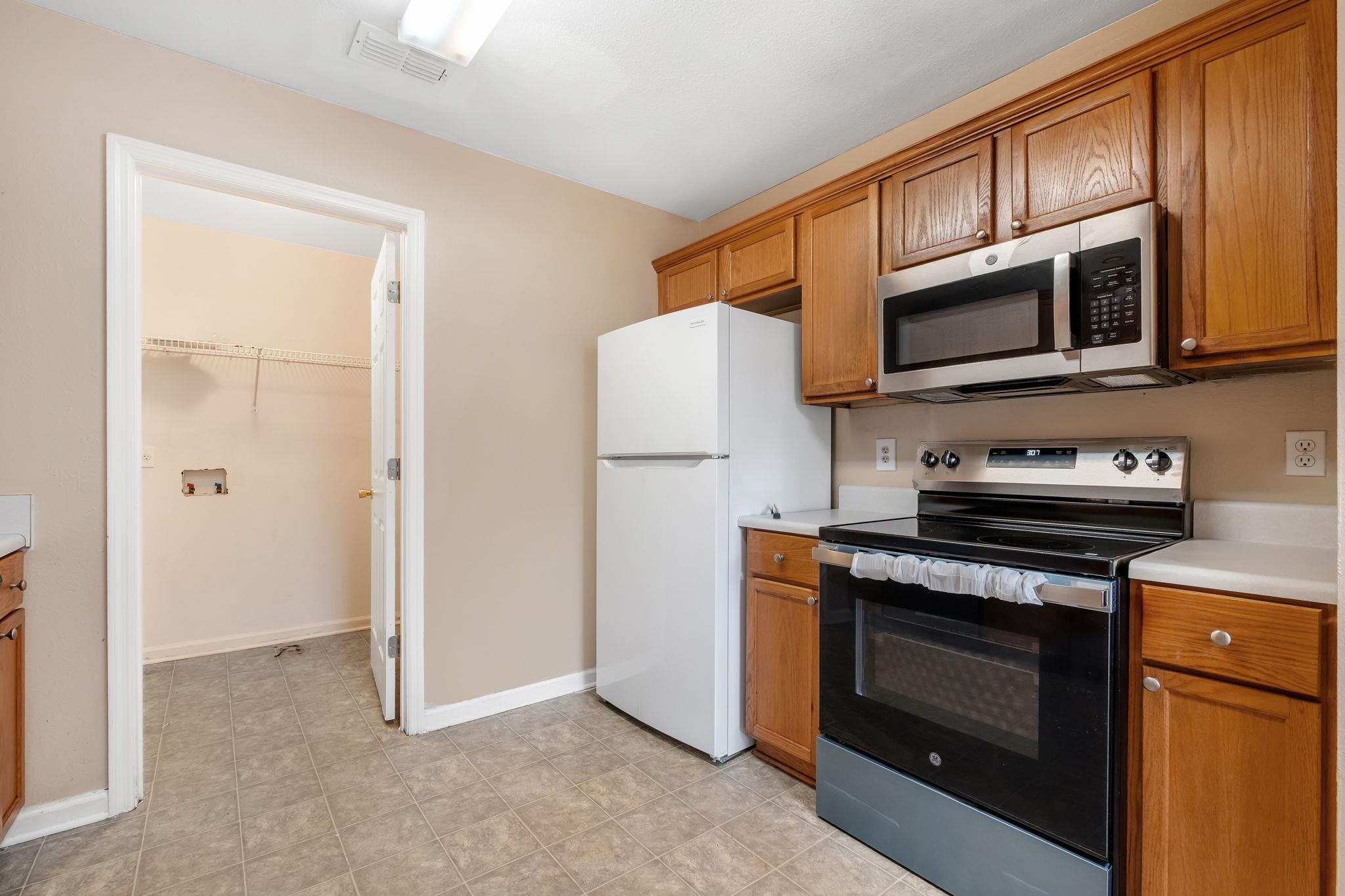 5863 NIGHTINGALE Loop Unit: A-B