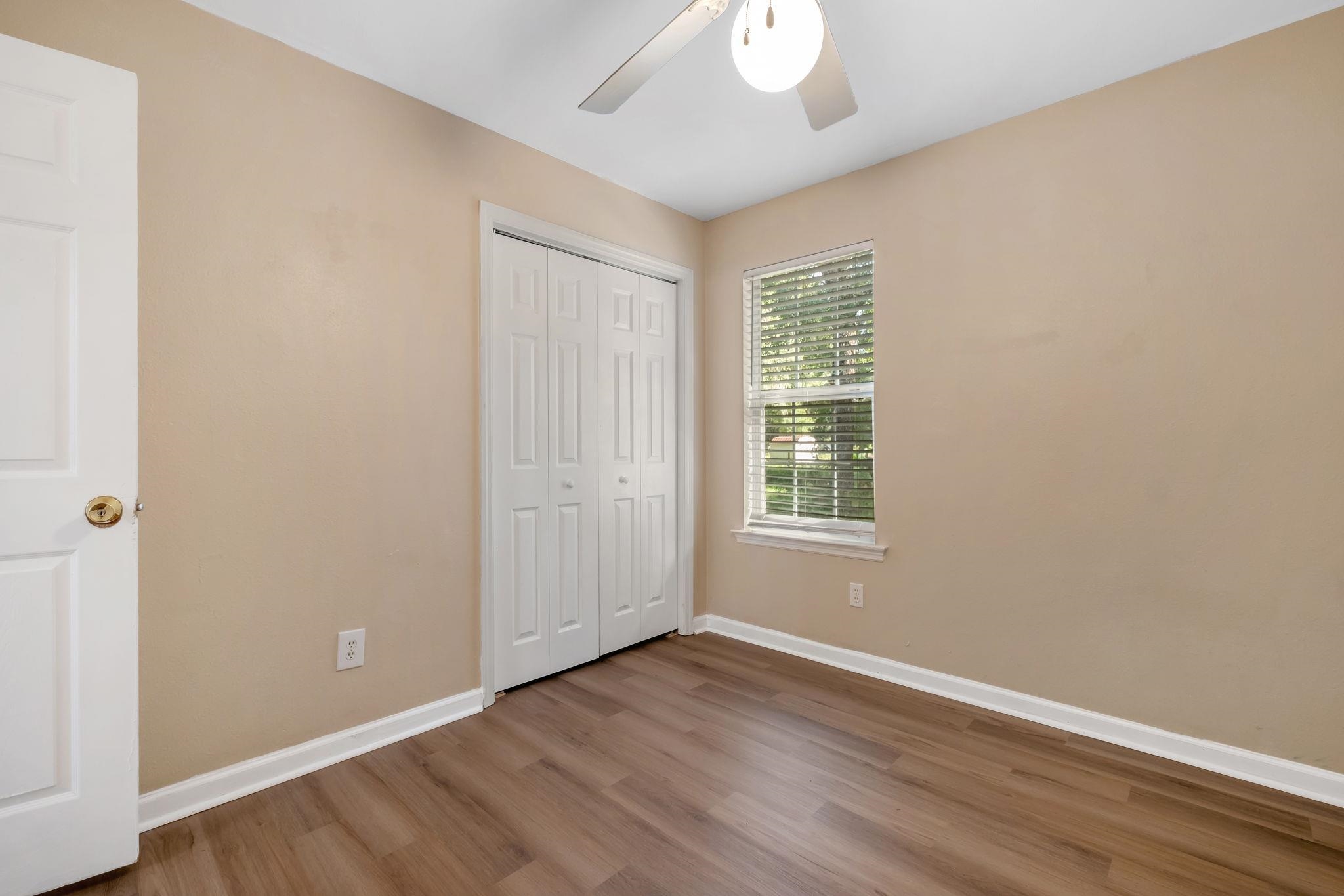 5863 NIGHTINGALE Loop Unit: A-B