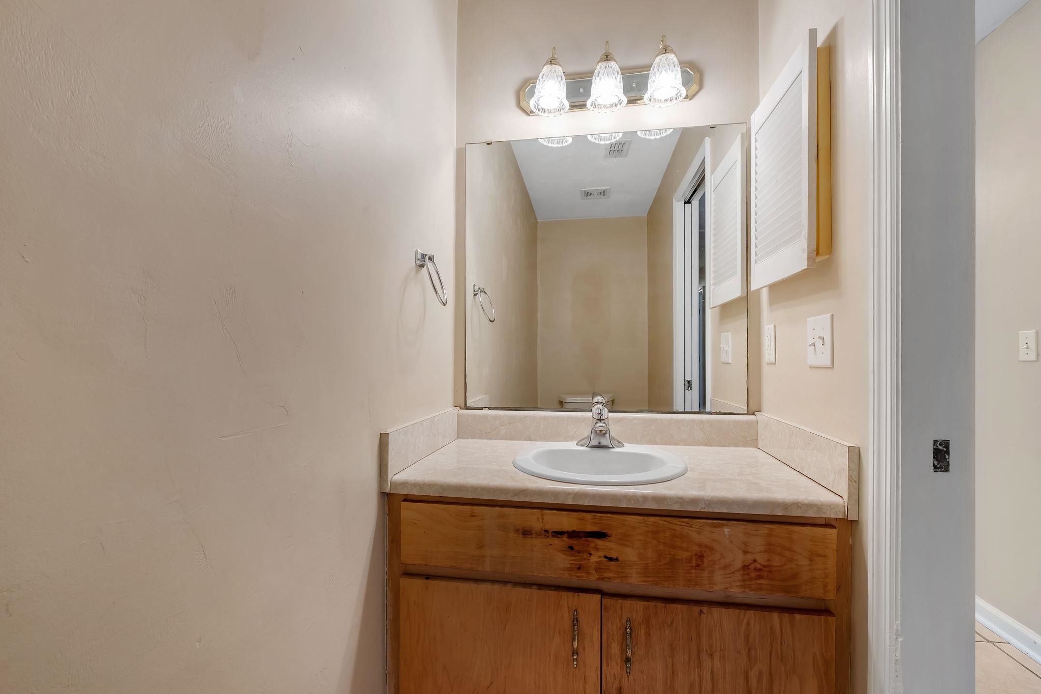 1223 Cleveland Street Unit: 1-2