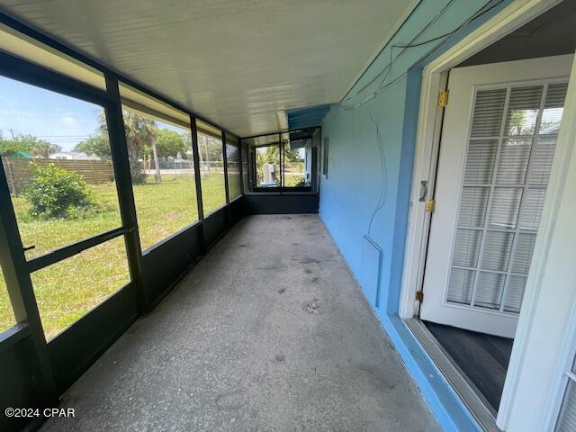 3700 Shoreline Circle