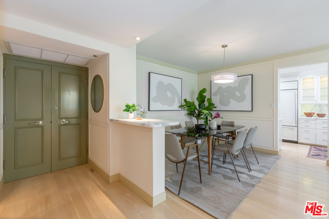 8787 Shoreham Dr Unit: 1102