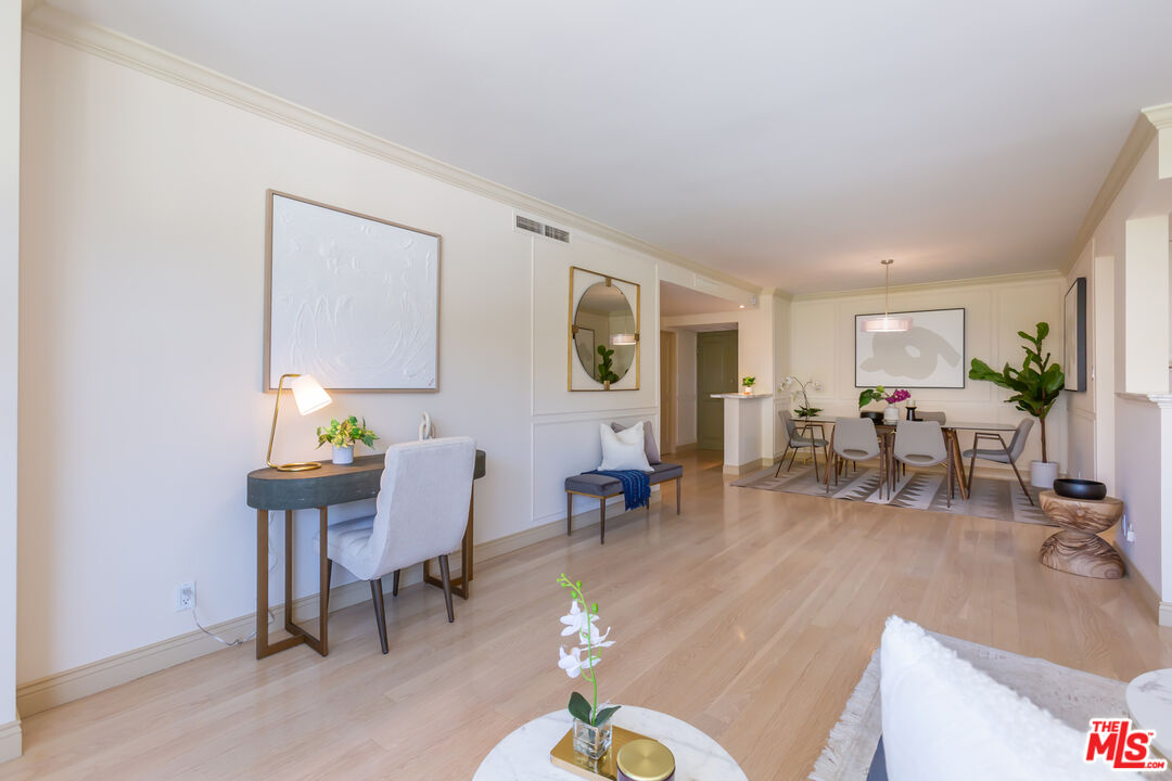 8787 Shoreham Dr Unit: 1102