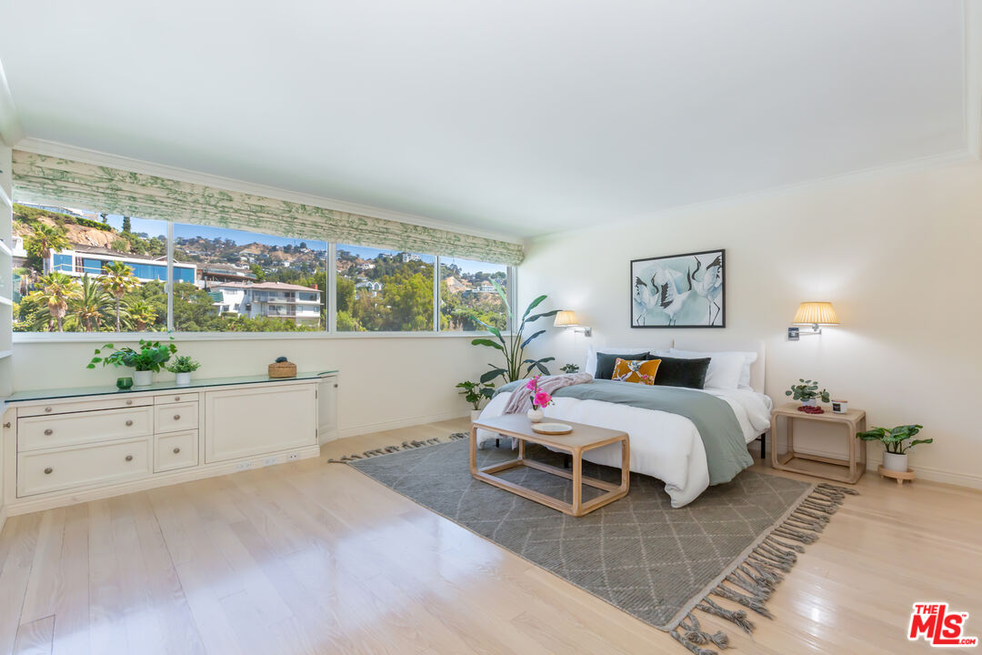 8787 Shoreham Dr Unit: 1102