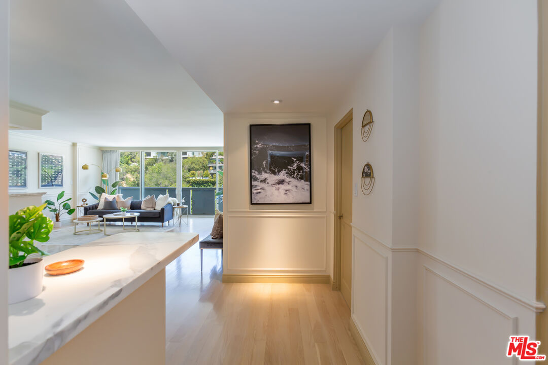 8787 Shoreham Dr Unit: 1102