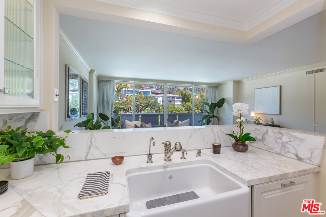 8787 Shoreham Dr Unit: 1102