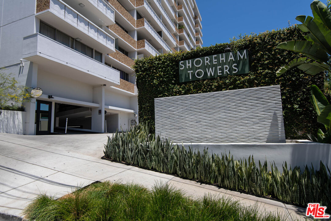 8787 Shoreham Dr Unit: 205