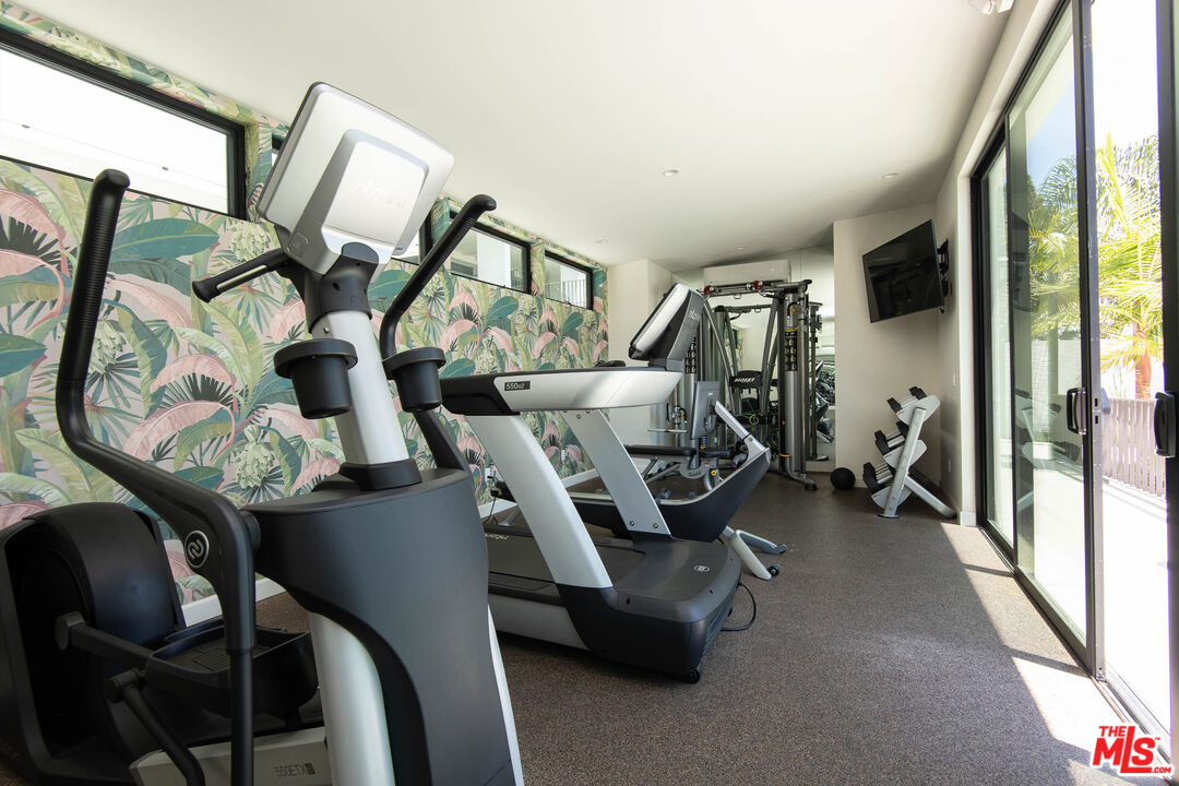 8787 Shoreham Dr Unit: 205