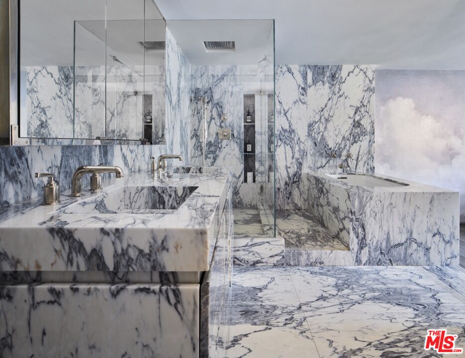 8787 Shoreham Dr Unit: 704