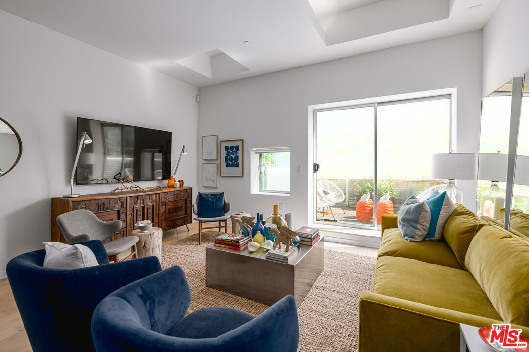 1322 N Detroit St Unit: 3