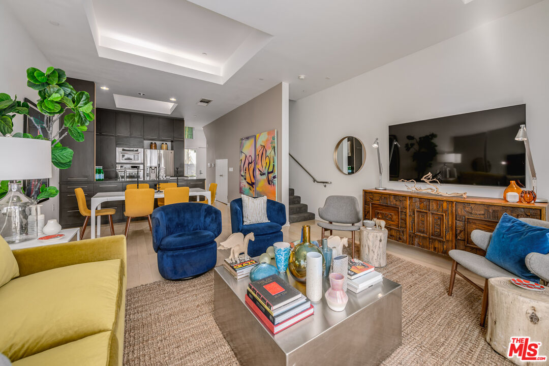 1322 N Detroit St Unit: 3