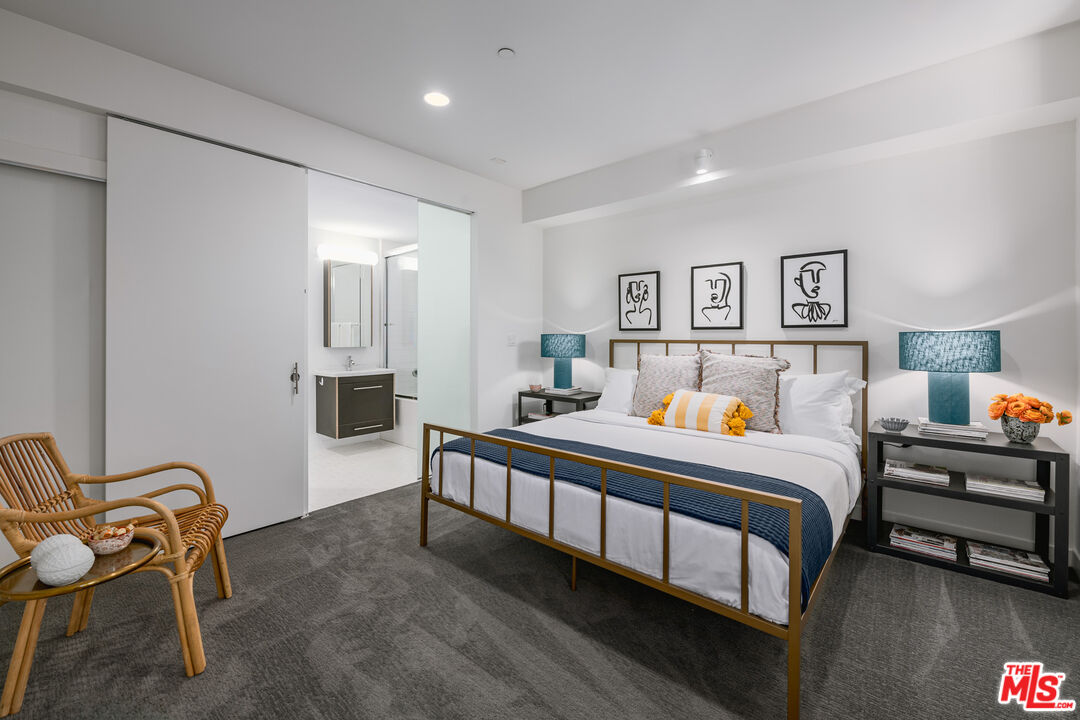 1322 N Detroit St Unit: 3