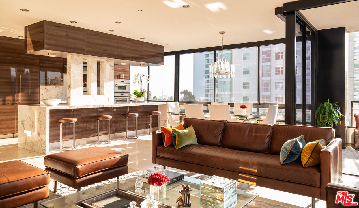 10350 Wilshire Blvd Unit: 602