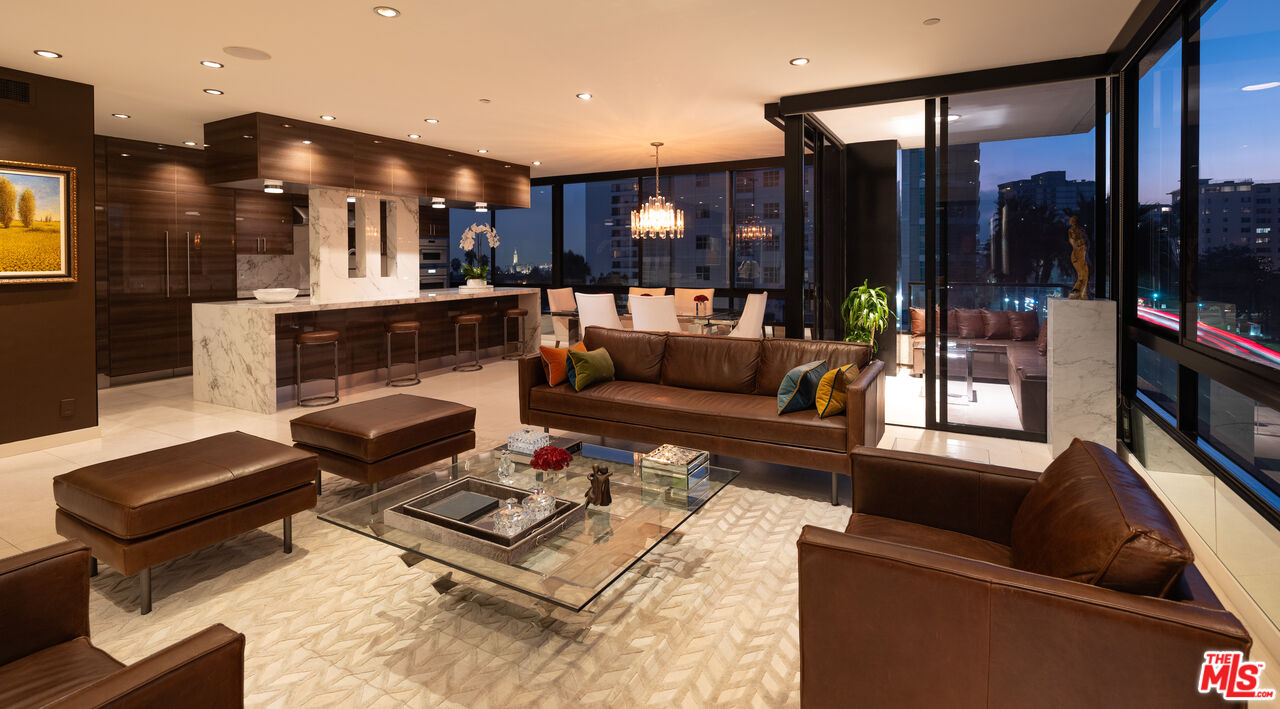 10350 Wilshire Blvd Unit: 602