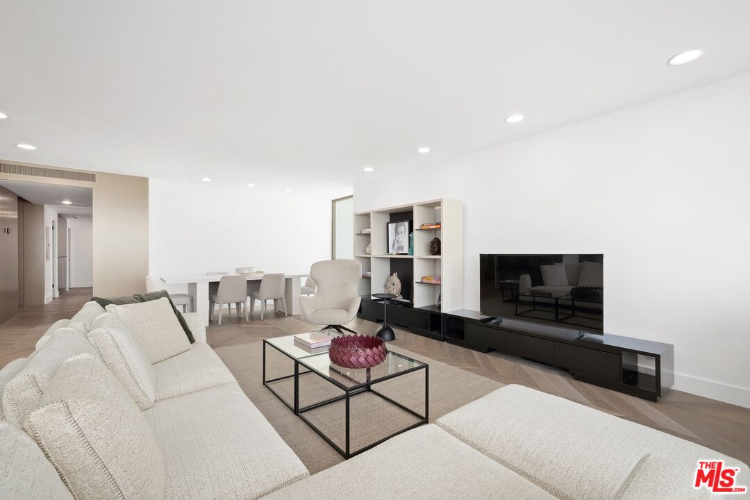 2222 Avenue Of The Stars Unit: 1804